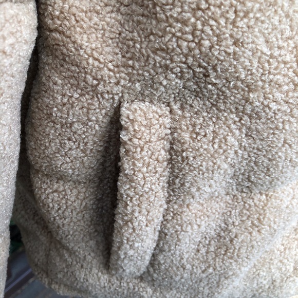 Sherpa Teddy Winter Jacket 🐻🐻🐻 - Picture 7 of 14